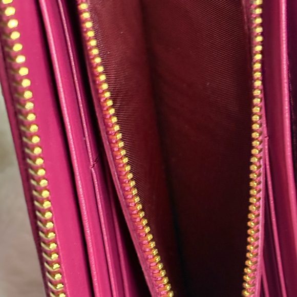 Prada Fuchsia Quilted Wallet - Picture 6 of 12
